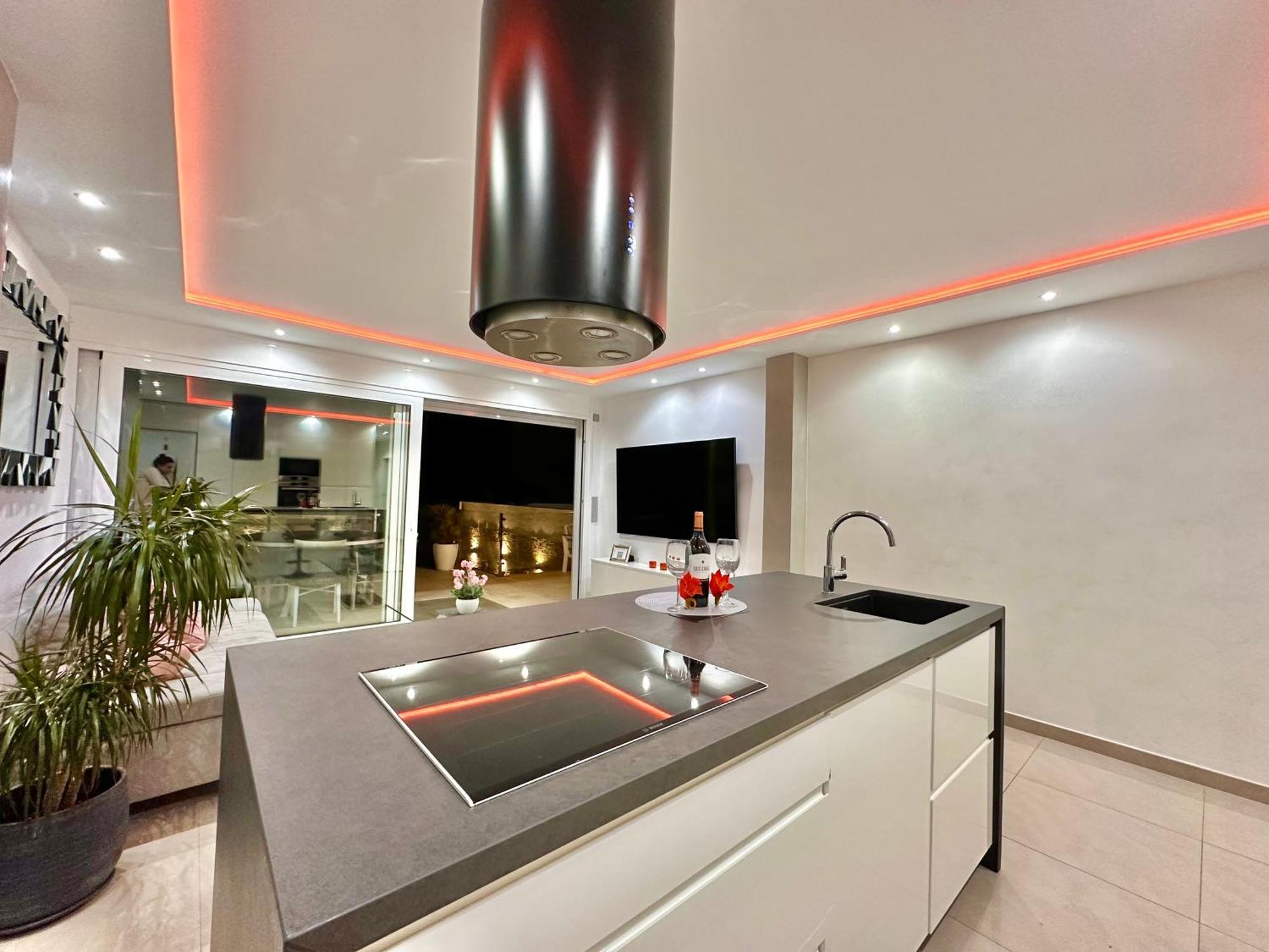 Luxury House Atlantico Private Heated Pool Apartamento Costa Adeje  Exterior foto